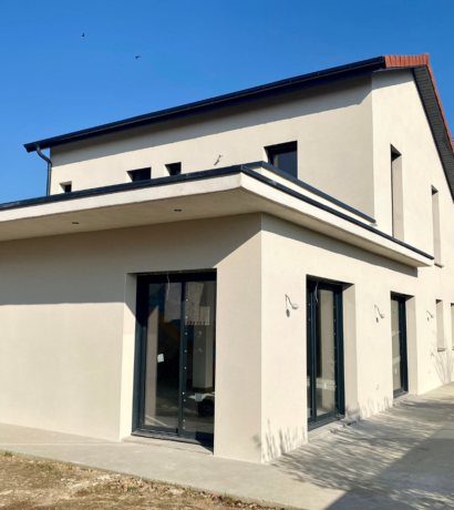 Menuiseries aluminium maison neuve à Lentilly